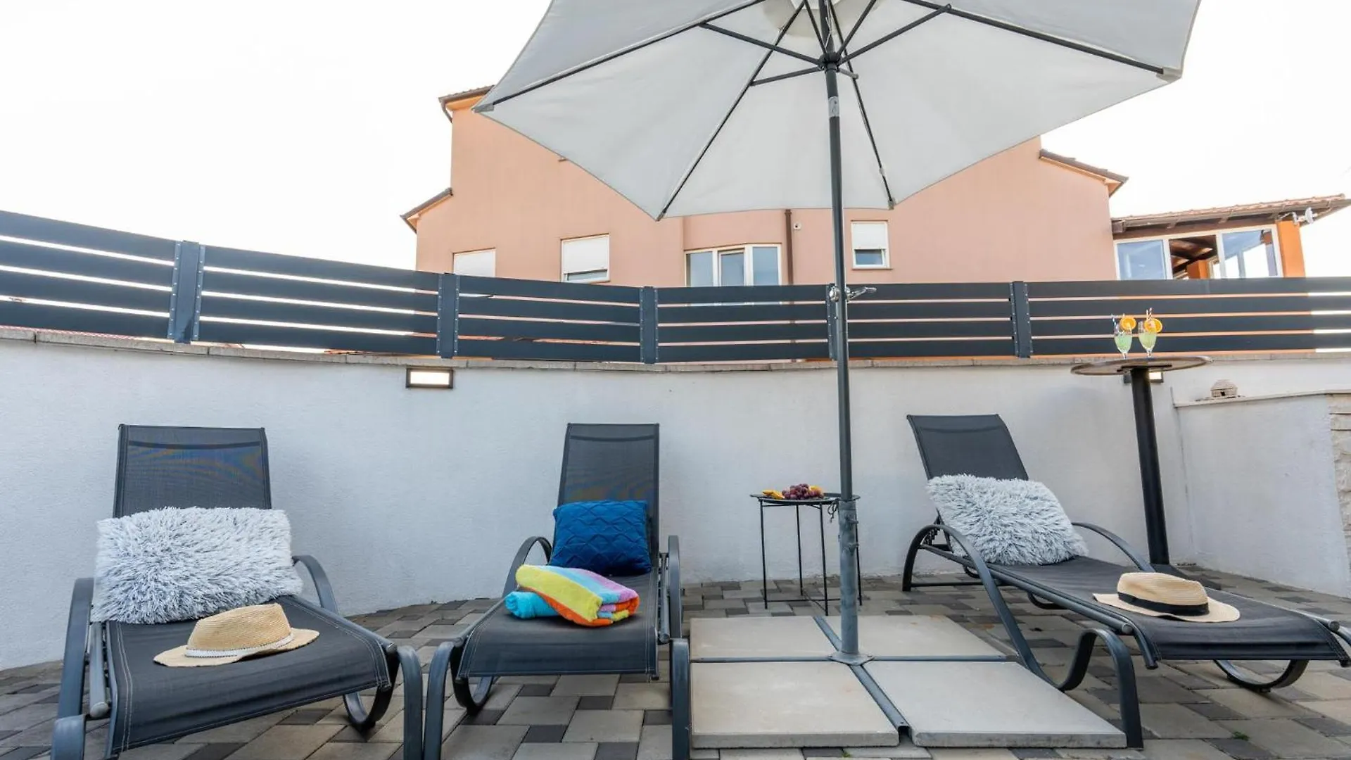 House Adeo With Private Pool, Pula Βίλα