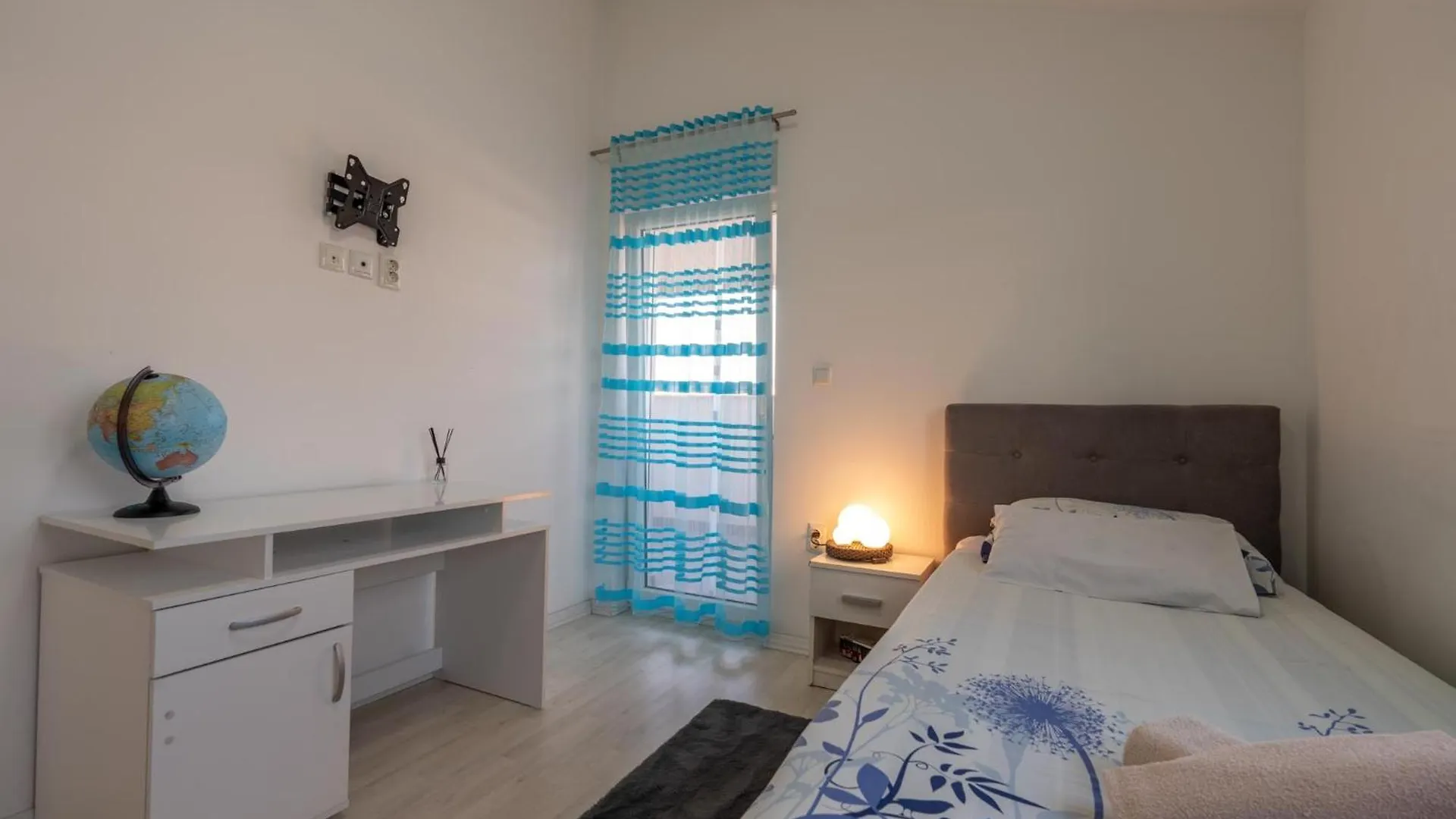 House Adeo With Private Pool, Pula Βίλα
