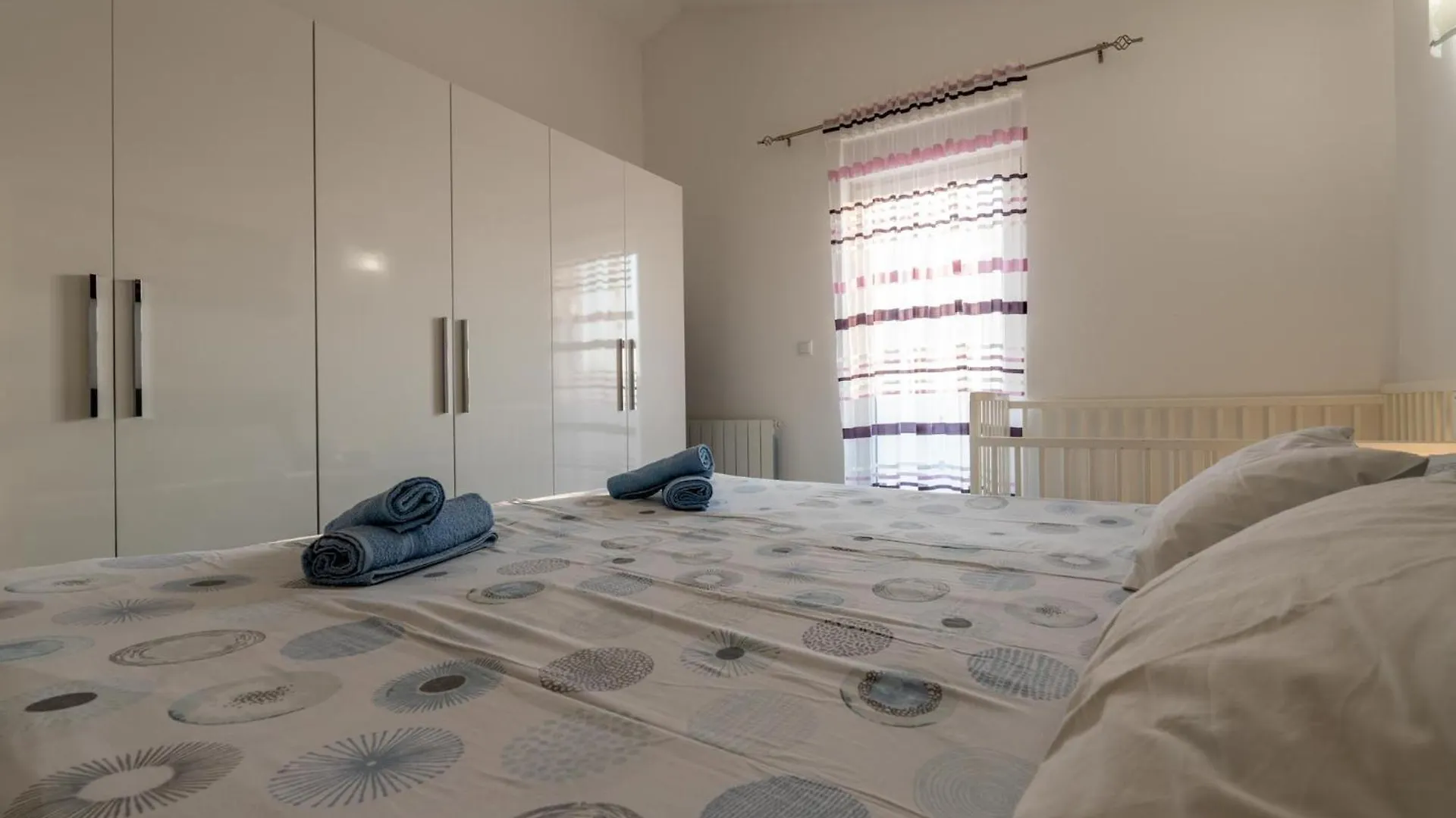 House Adeo With Private Pool, Pula Βίλα