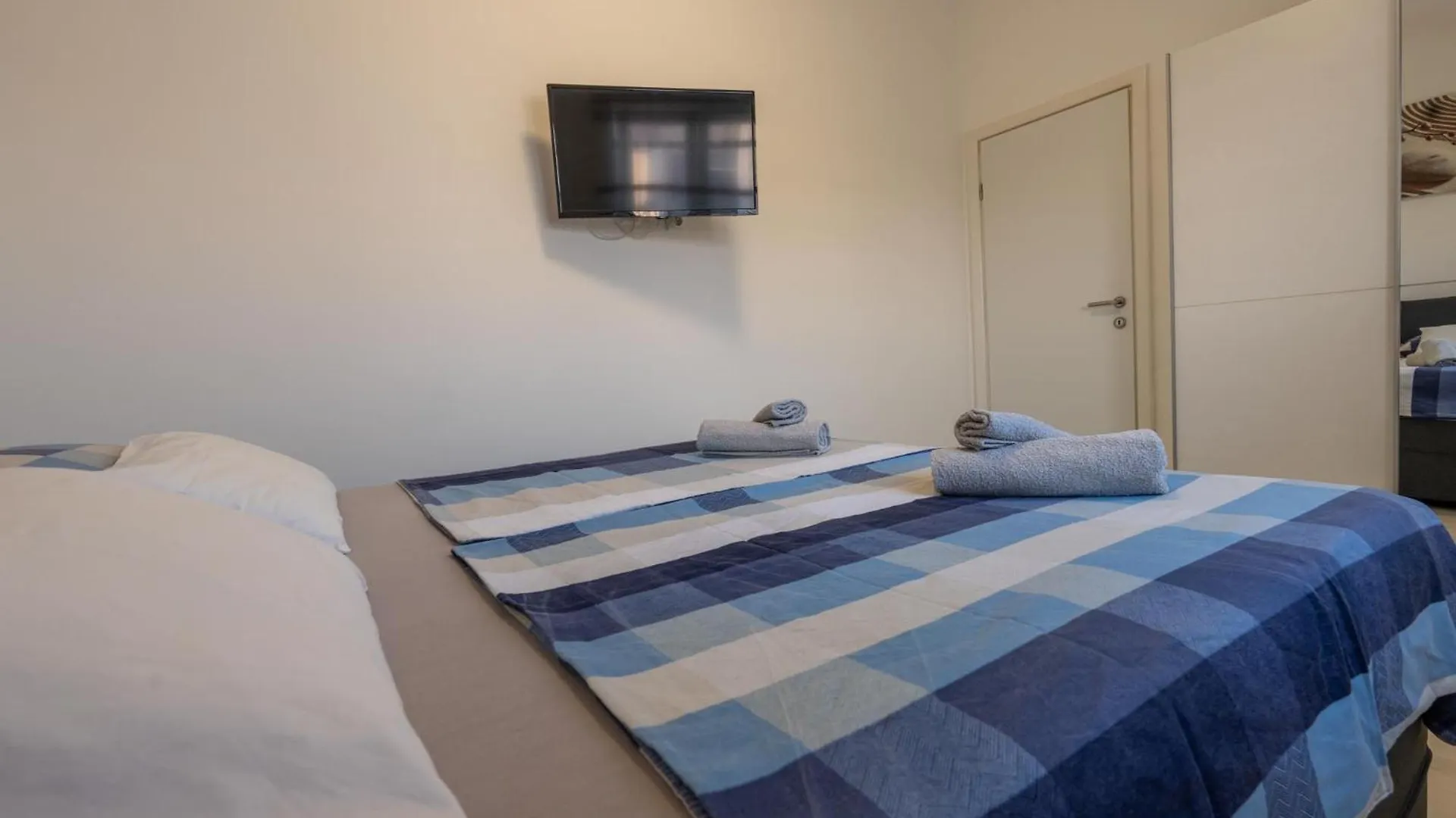 Vila House Adeo With Private Pool, Pula